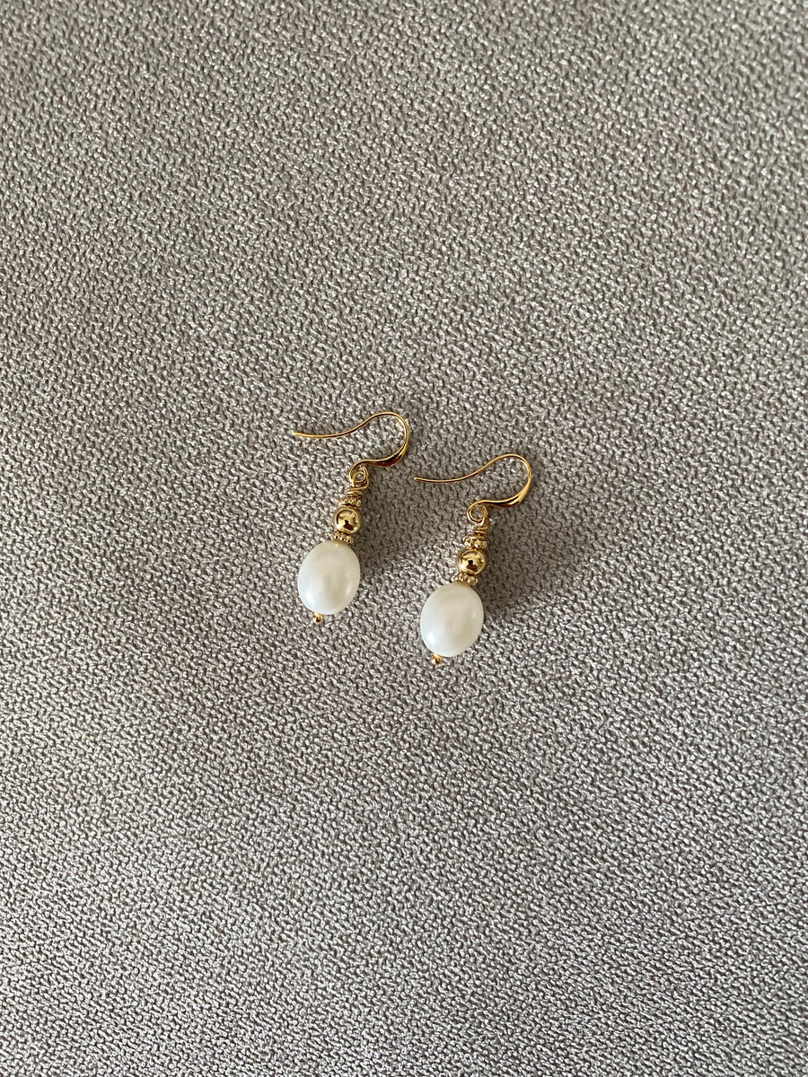 Lilio Jewelry Drop Pearls Earrings 