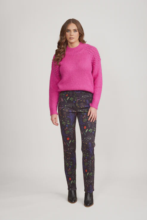234A Halo Slim Leg Pull on