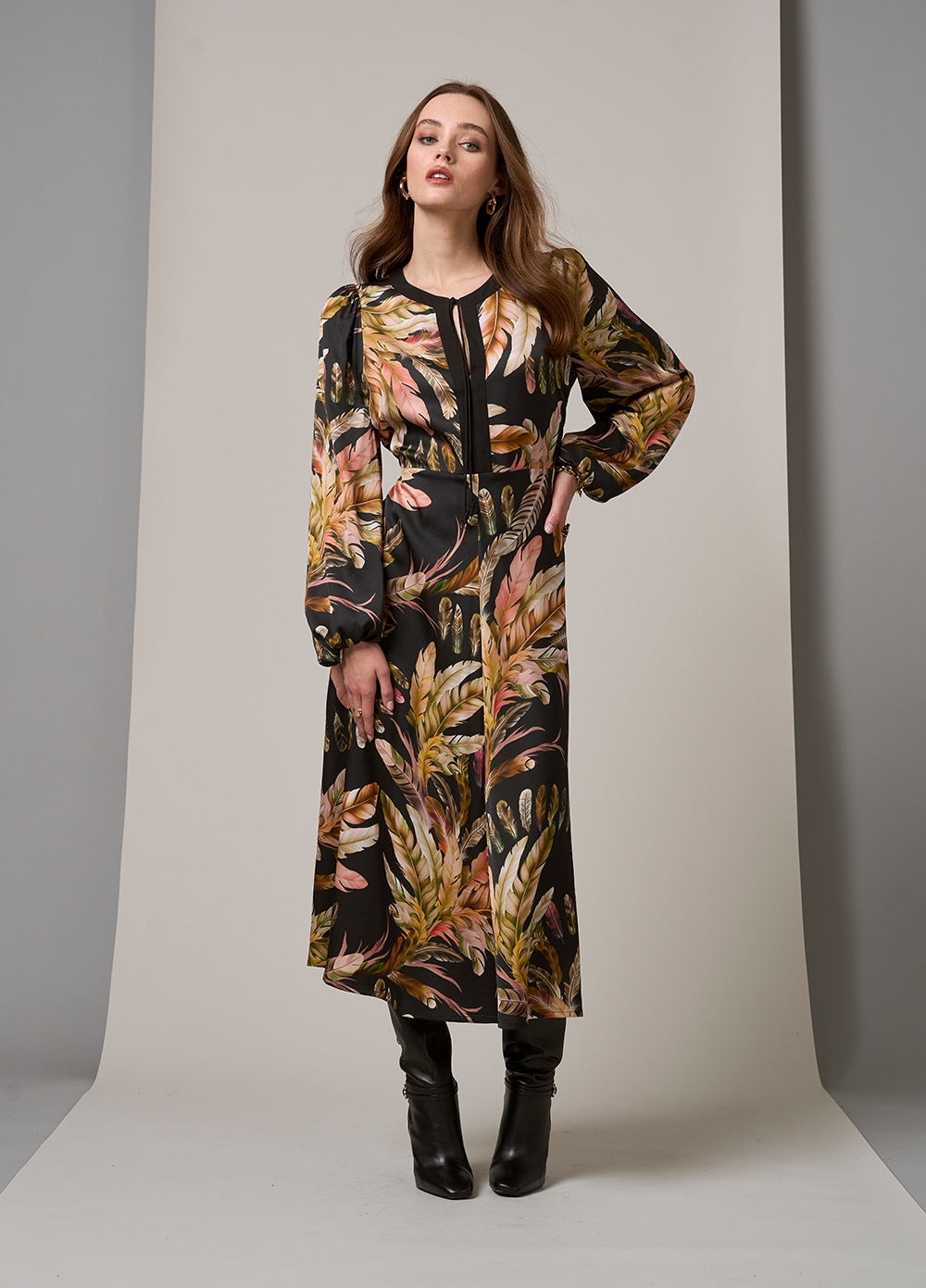 LS2947 Featherington Dress