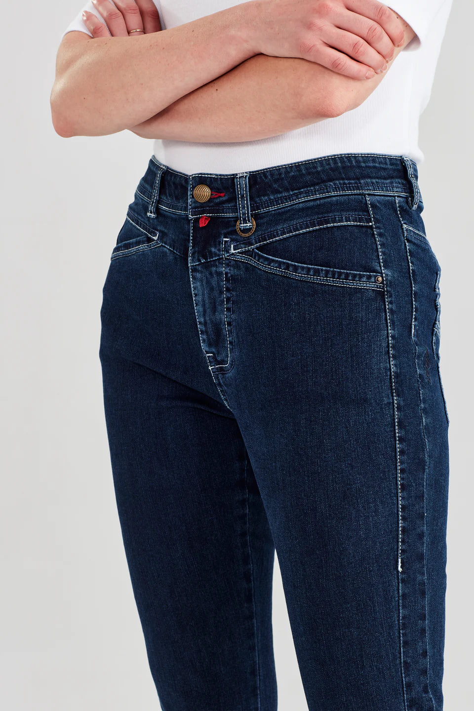 Master Jean Deep Indigo by Verge