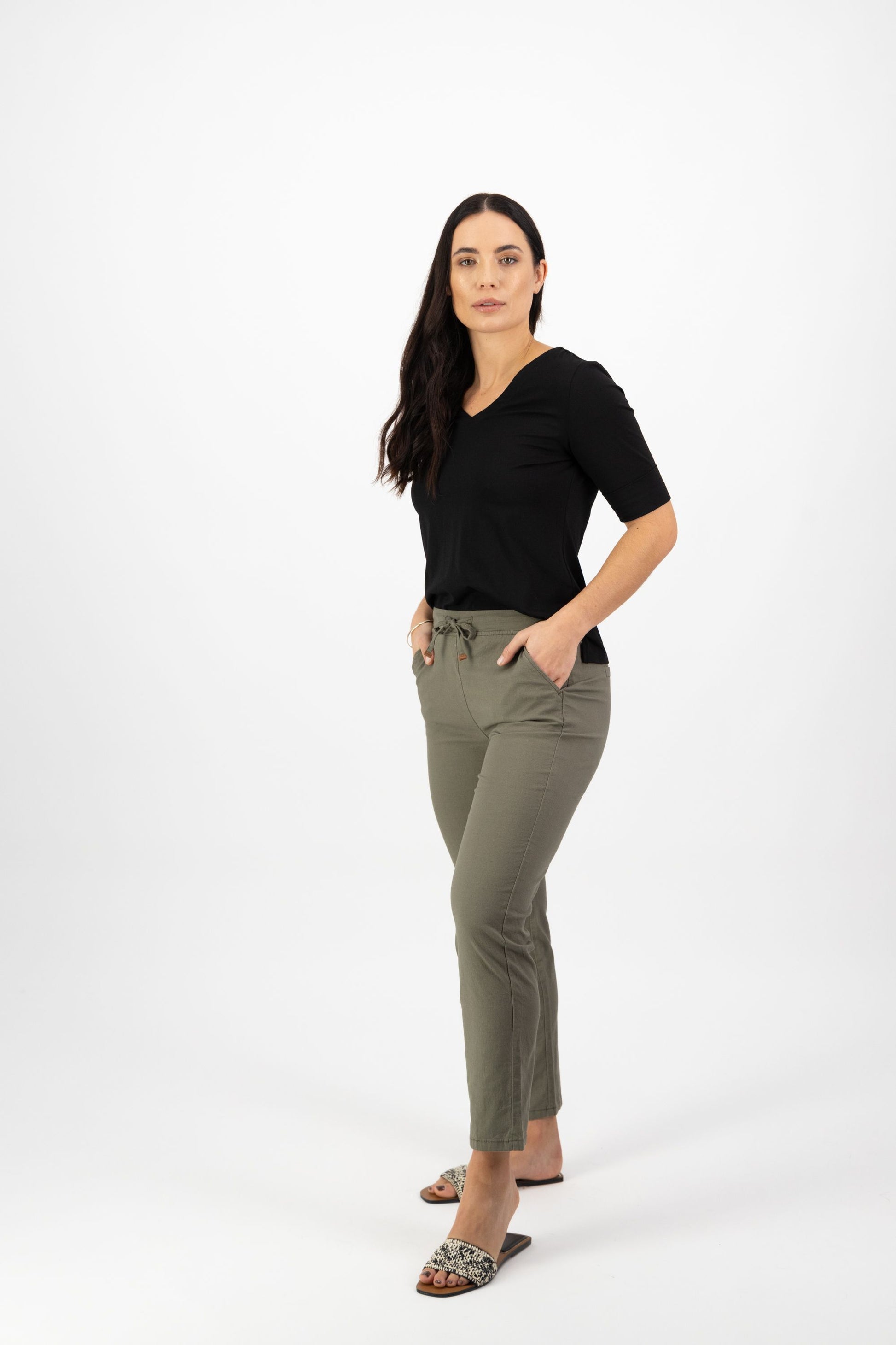 Vassalli V Neck Tee